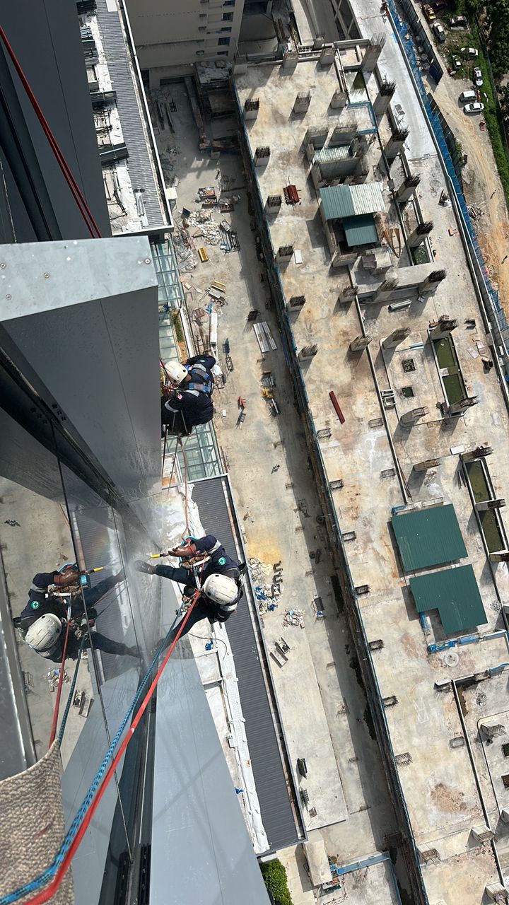 Building facade work 15